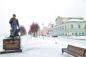 019-Памятник Андрею Дементьеву